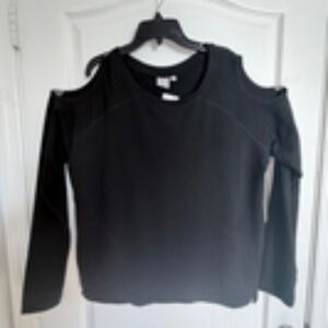 Daisy Fuentes Poly Blend Cold Shoulder top Size XL NWT Black Athleisure